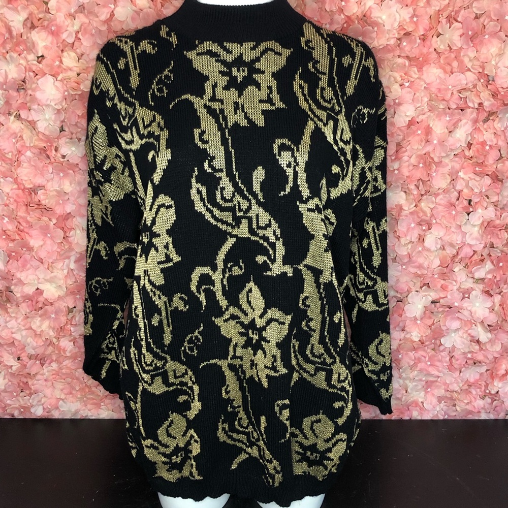 Sweater Exchange Large Black and Gold Sweater